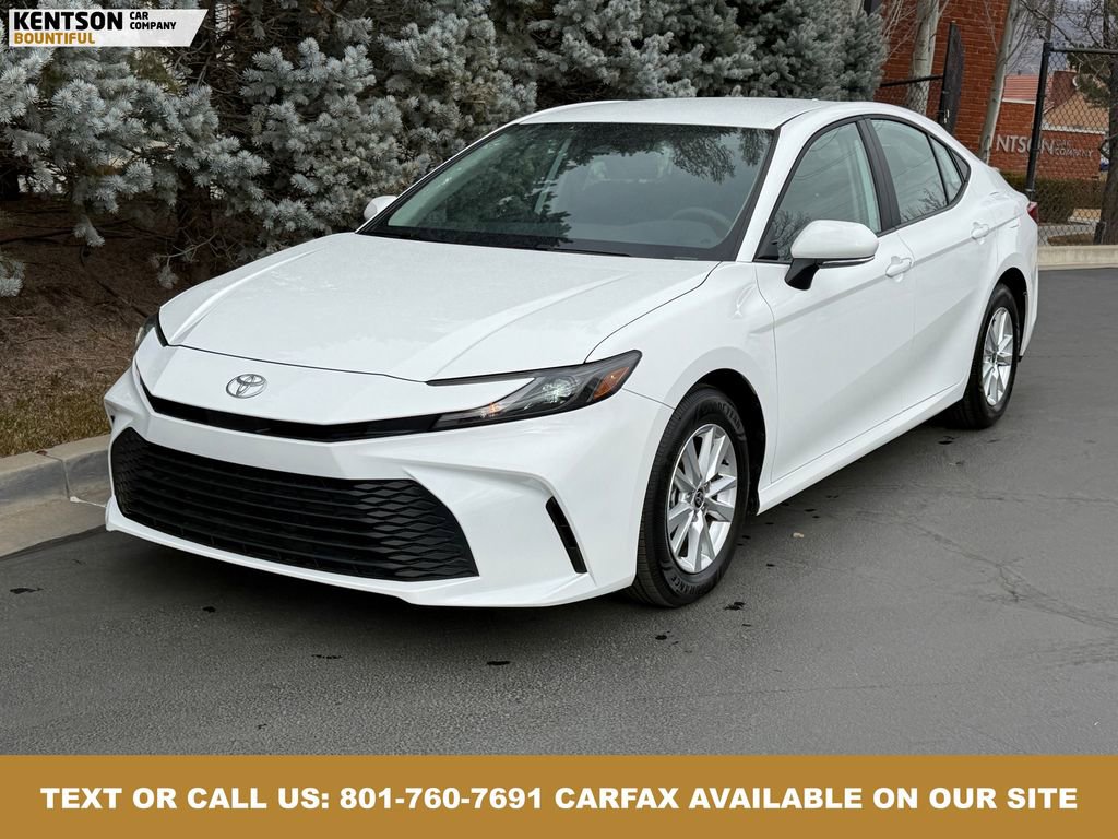 Used 2026 Toyota Camry LE image 3
