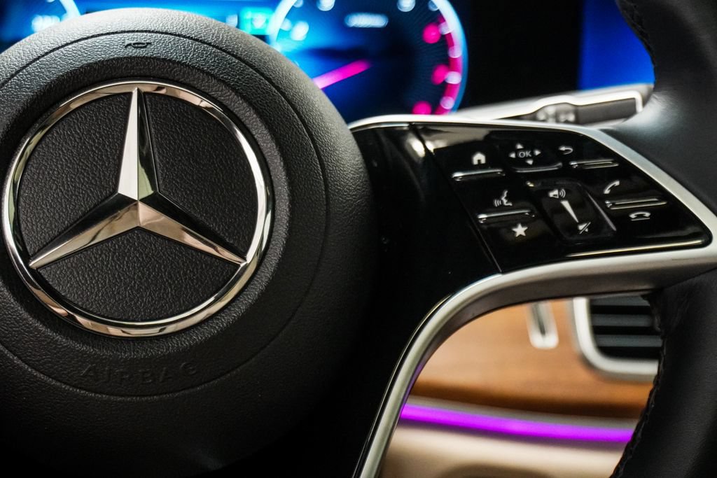 Used 2025 Mercedes-Benz GLE 450 4MATIC Coupe w/ Night Package image 15
