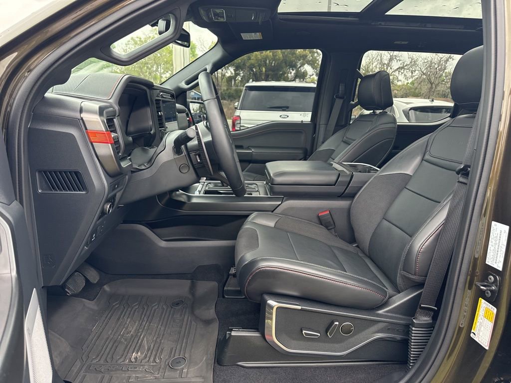 Used 2025 Ford F150 Raptor image 12
