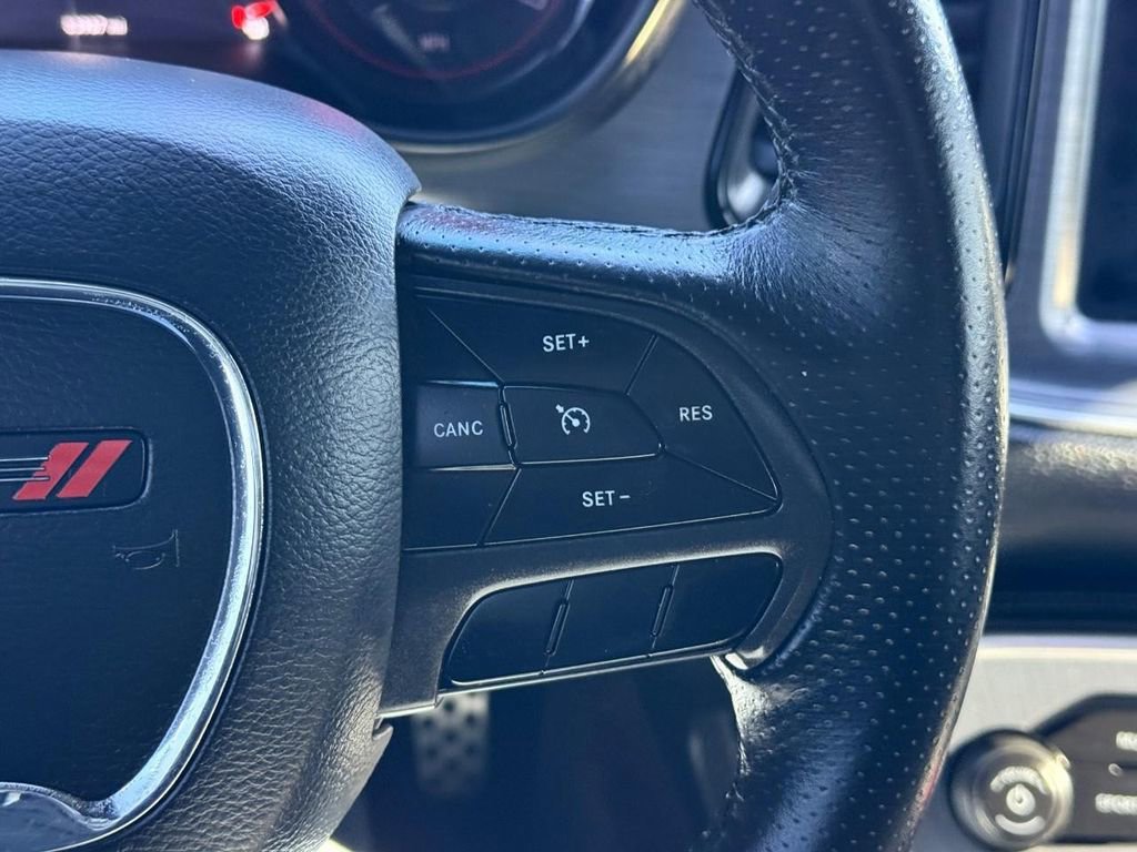 Used 2017 Dodge Challenger SXT Plus image 16