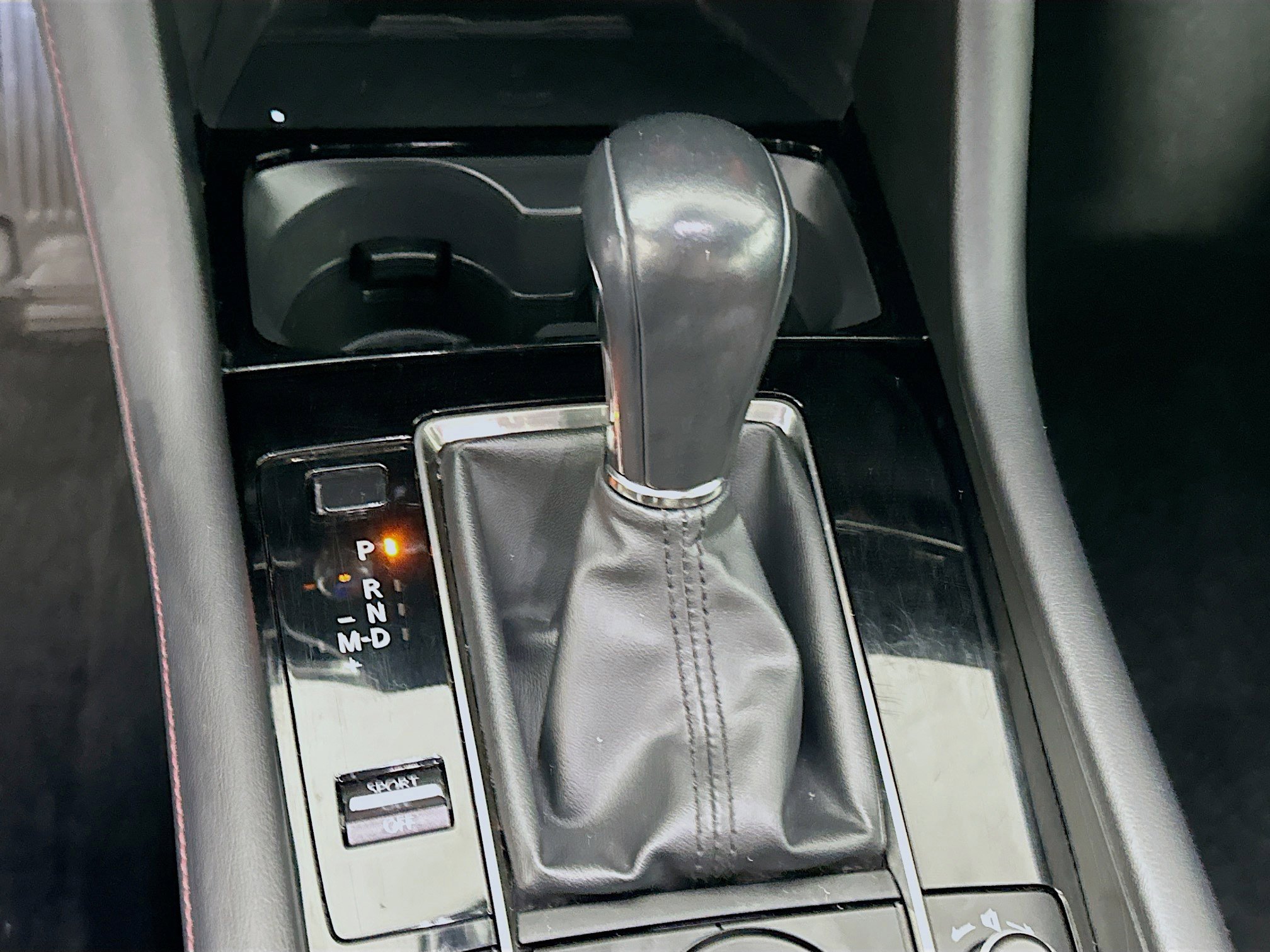 Used 2024 MAZDA MAZDA3 s image 23