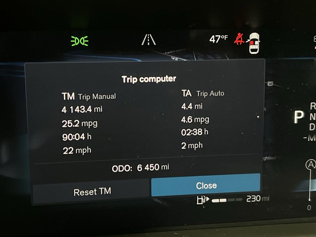 Certified 2025 Volvo XC60 B5 Core w/ Climate Package image 13