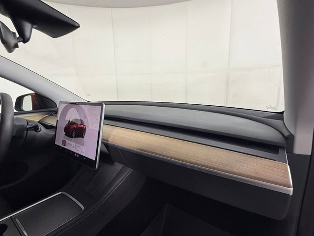 Used 2023 Tesla Model Y Long Range AWD/4WD image 27