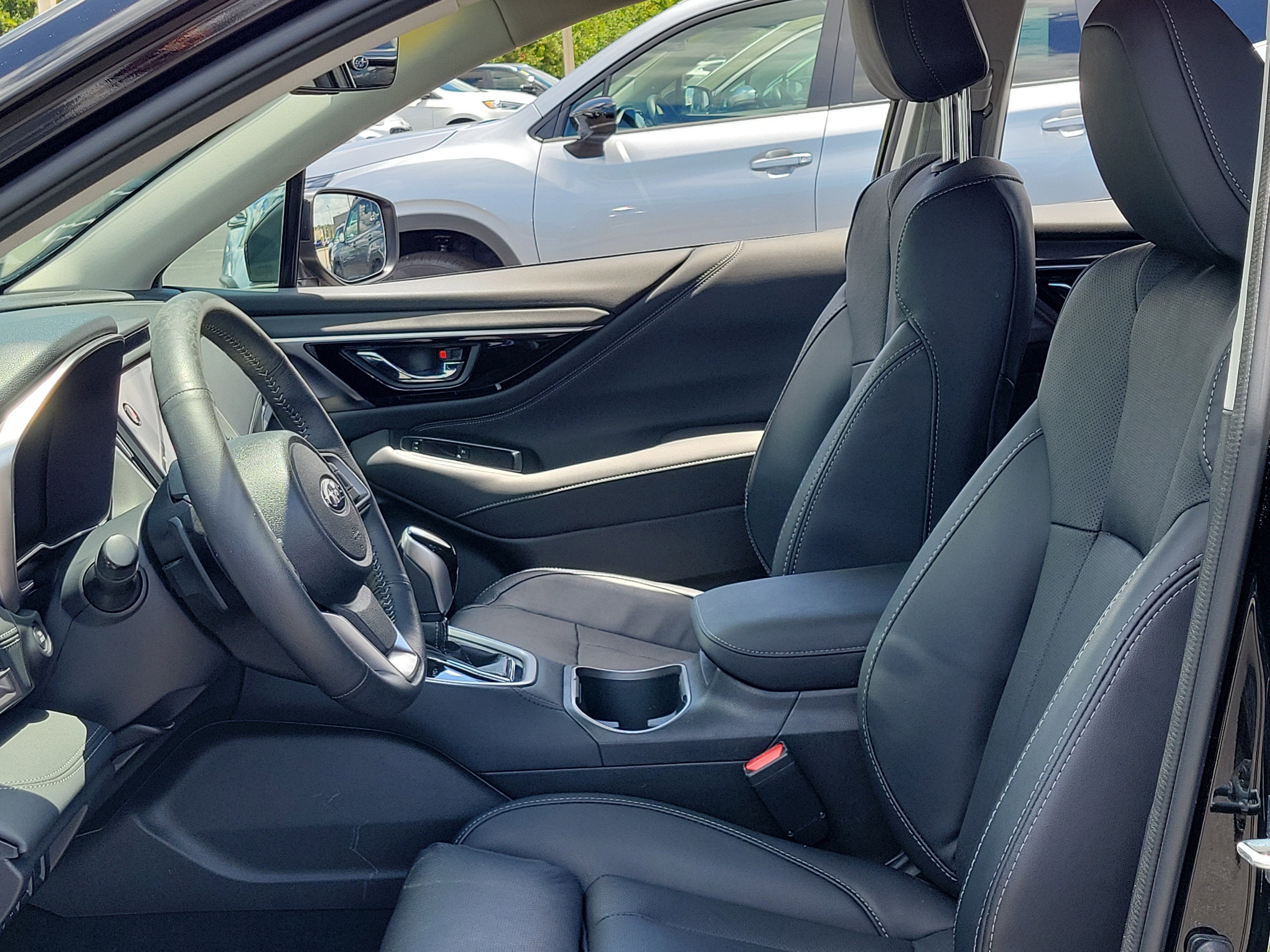 Used 2024 Subaru Outback Limited AWD/4WD image 22