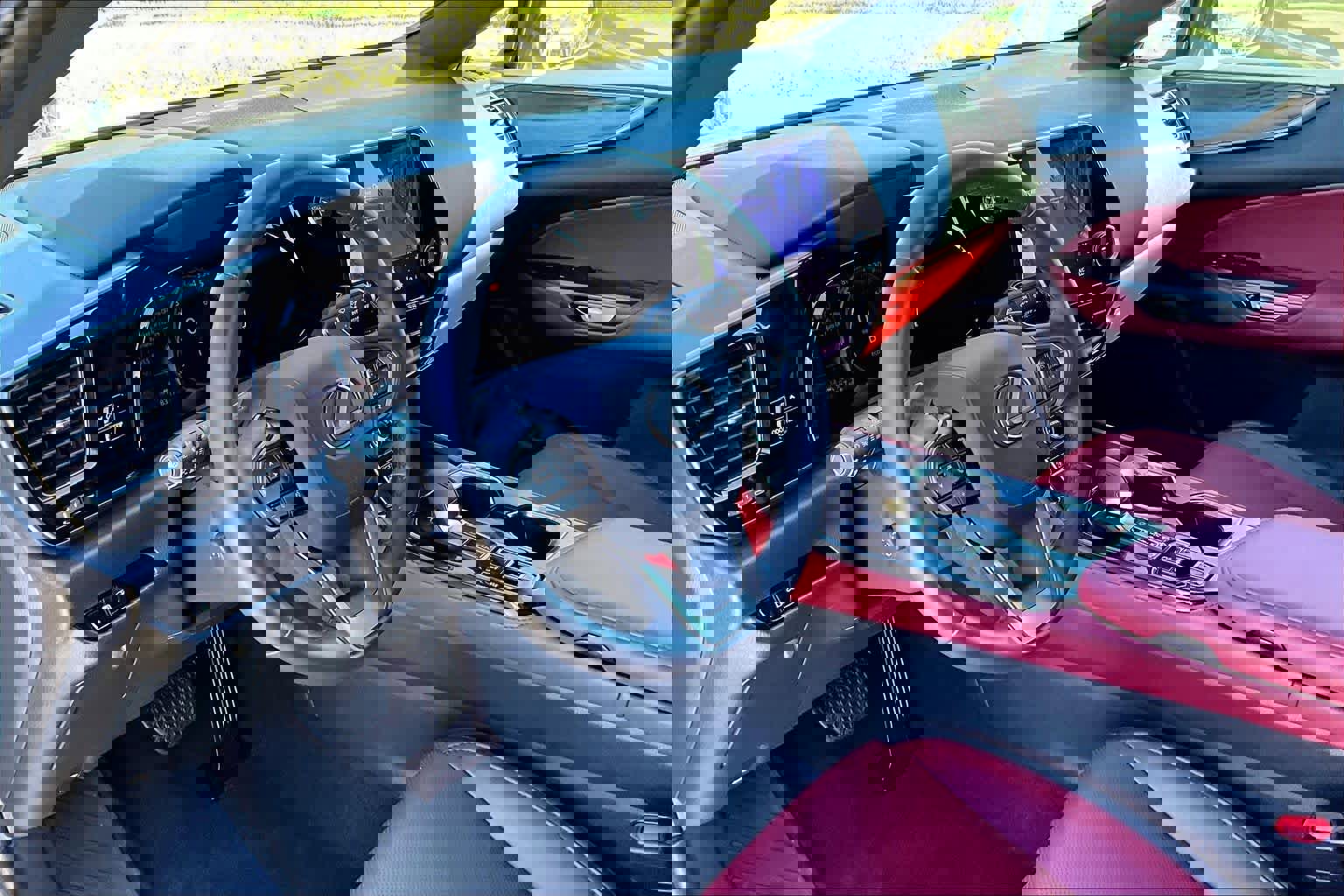 Used 2025 Lexus NX 250 FWD w/ Accessory Package (Z1) image 18