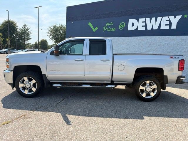 Used 2018 Chevrolet Silverado 2500 LT w/ All Star Edition AWD/4WD image 2