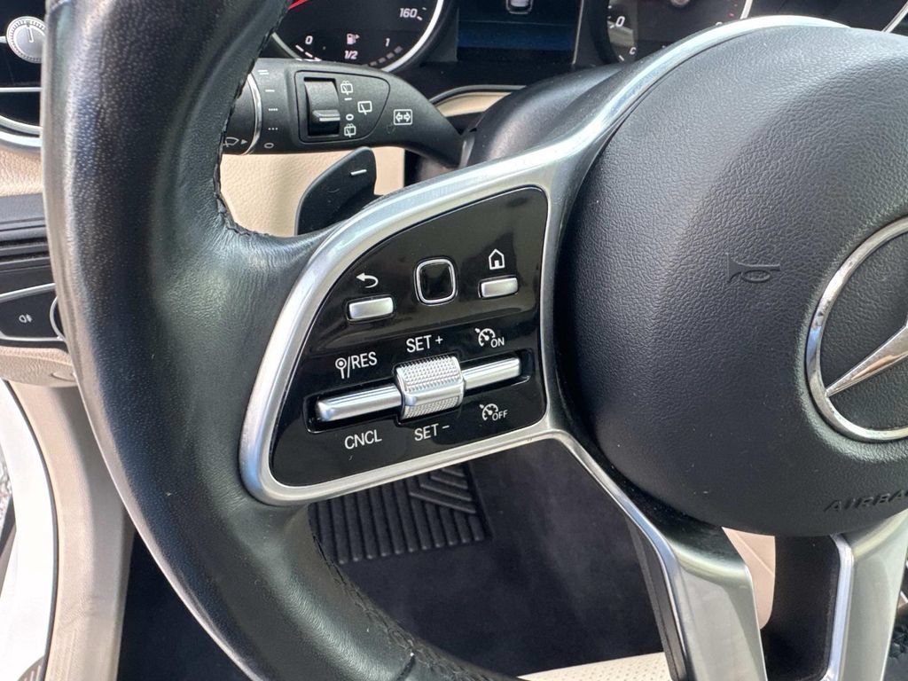 Used 2020 Mercedes-Benz GLC 300 4MATIC w/ Multimedia Package image 25