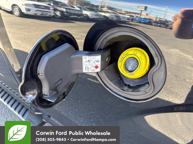 Used 2017 Ford F150 XLT w/ Equipment Group 301A Mid AWD/4WD image 10