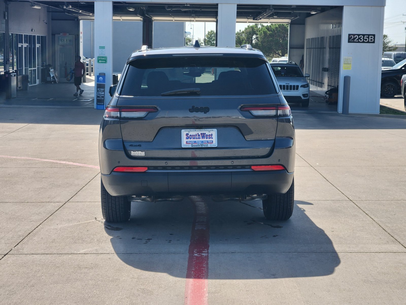 New 2026 Jeep Grand Cherokee L 4WD image 8