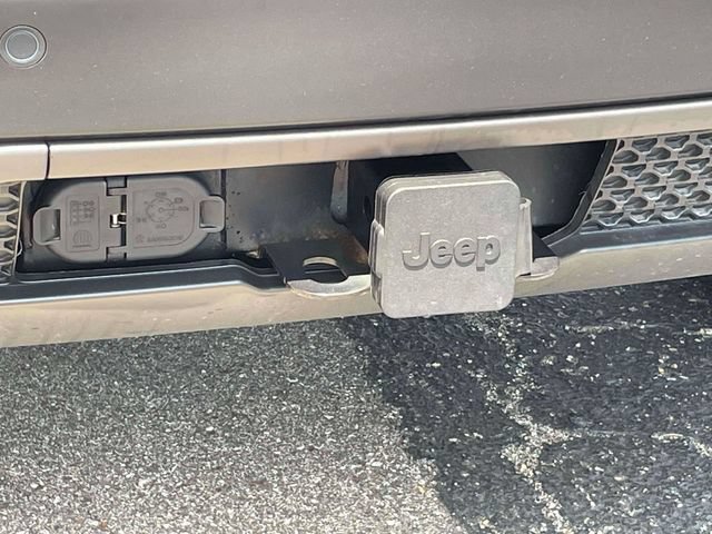 Used 2023 Jeep Cherokee Trailhawk w/ Trailer Tow Group AWD/4WD image 35