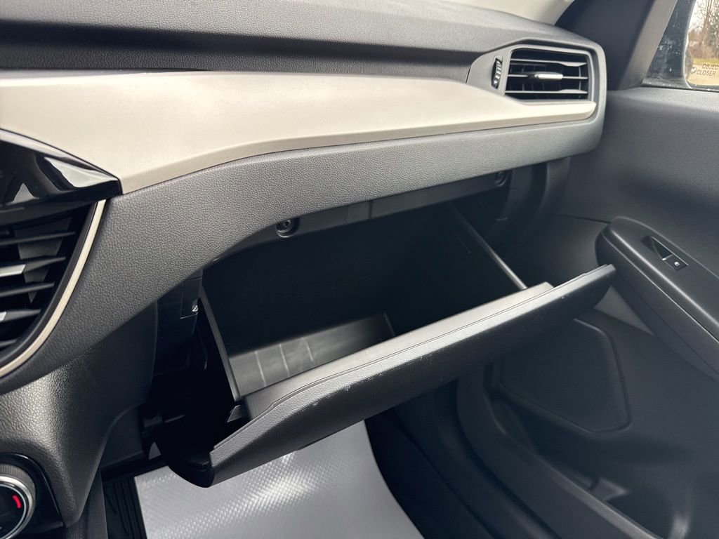 Certified 2022 Ford Escape SE w/ SE Sport Appearance Package image 24