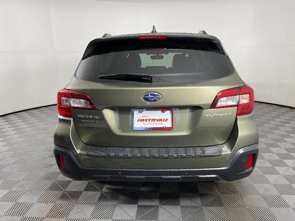 Used 2019 Subaru Outback 2.5i Touring image 12