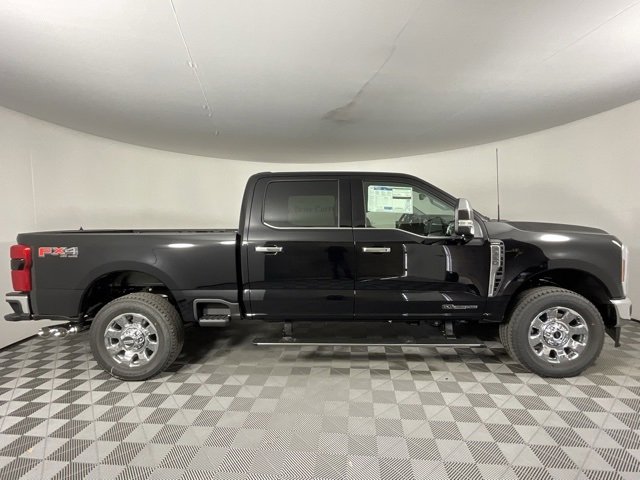 New 2026 Ford F350 Lariat image 2