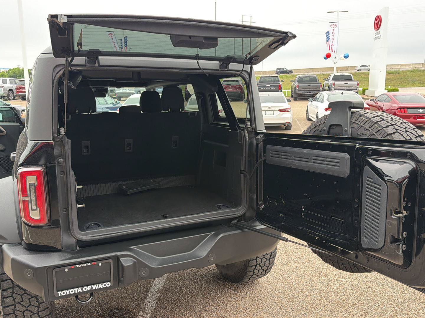 Used 2022 Ford Bronco Wildtrak AWD/4WD image 15