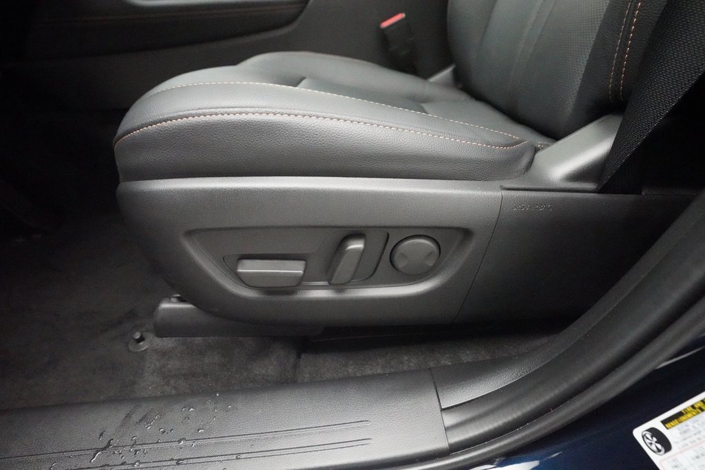 Certified 2025 MAZDA CX-90 Plug-In Hybrid w/Premium Sport image 30