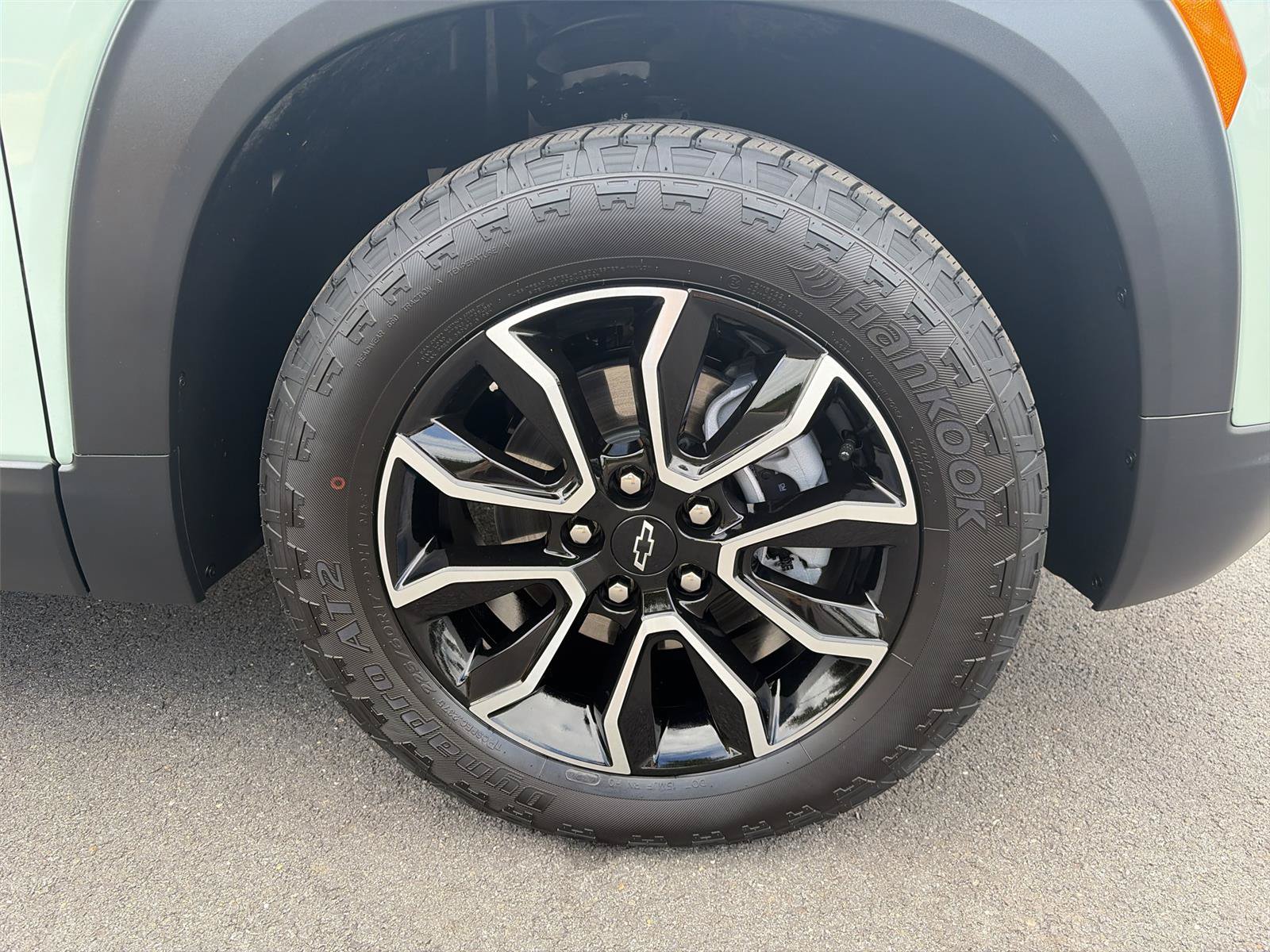 Used 2025 Chevrolet TrailBlazer ACTIV w/ Convenience Package AWD/4WD image 29