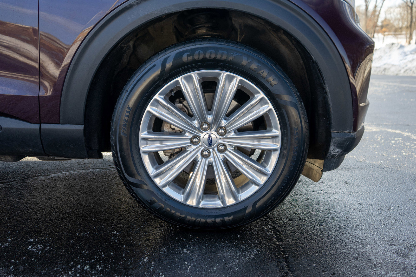 Used 2023 Ford Explorer Limited w/ Hybrid Equipment Group 310A image 11