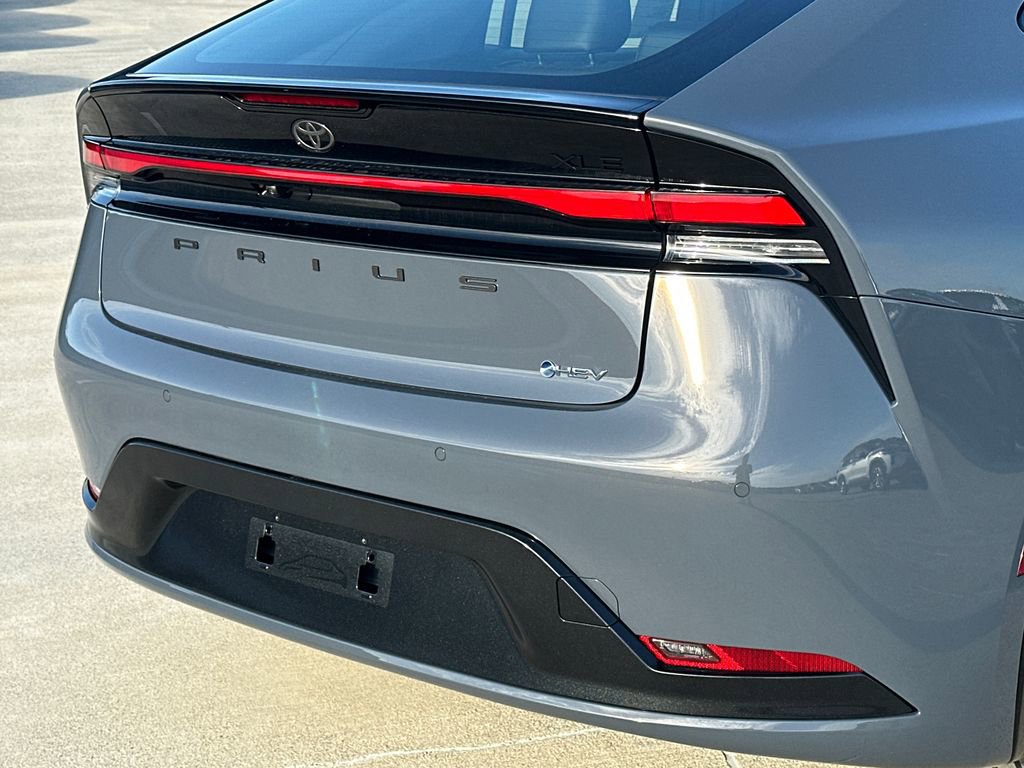 New 2026 Toyota Prius XLE image 5