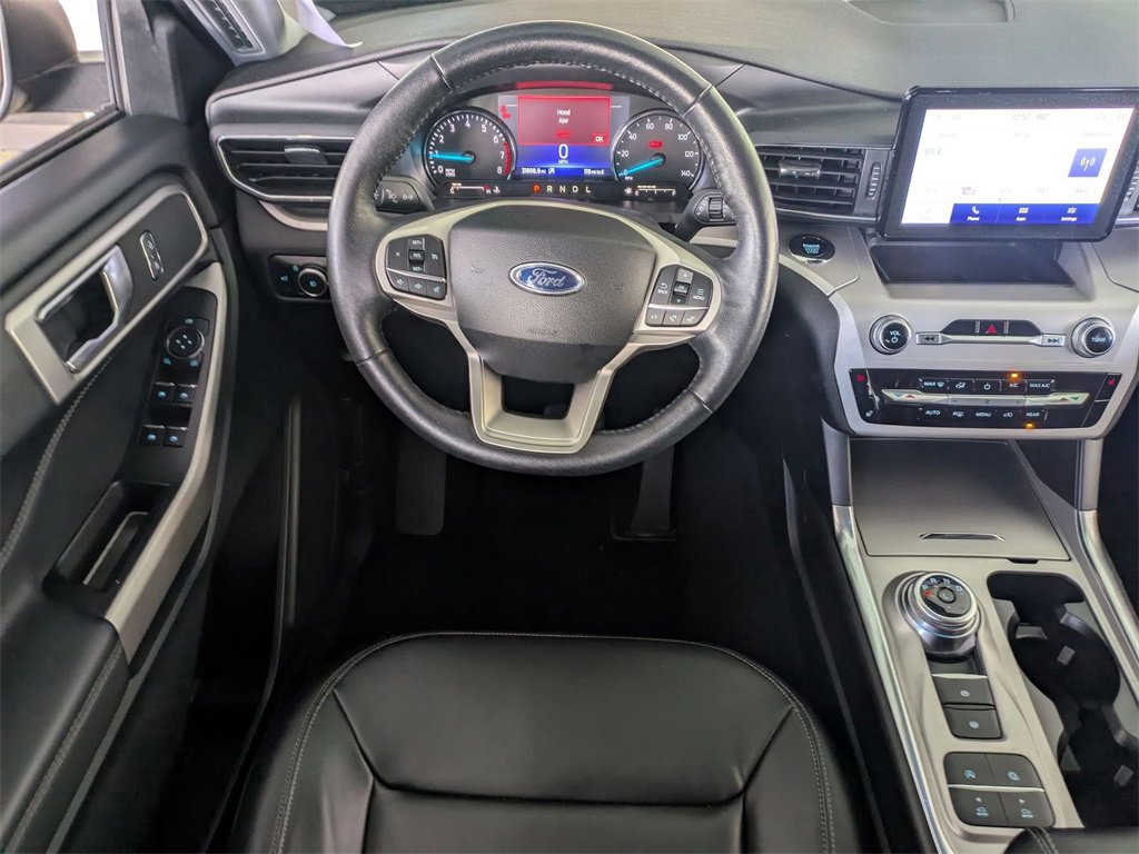 Used 2024 Ford Explorer XLT w/ Equipment Group 202A image 25