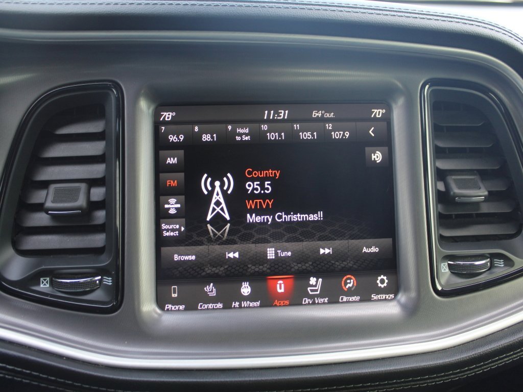 Used 2022 Dodge Challenger R/T w/ Plus Package image 6