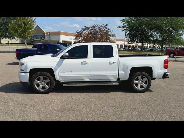 Used 2017 Chevrolet Silverado 1500 LT w/ All Star Edition AWD/4WD image 33