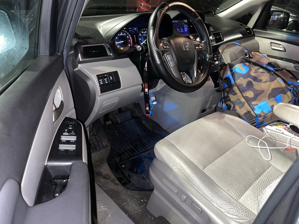 Used 2012 Honda Odyssey EX image 10