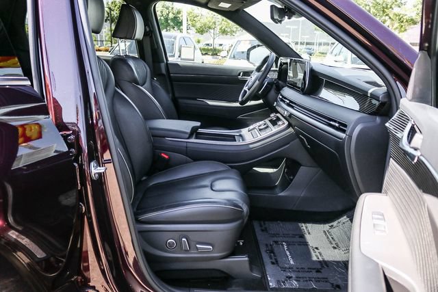 Certified 2024 Hyundai Palisade Calligraphy FWD image 21