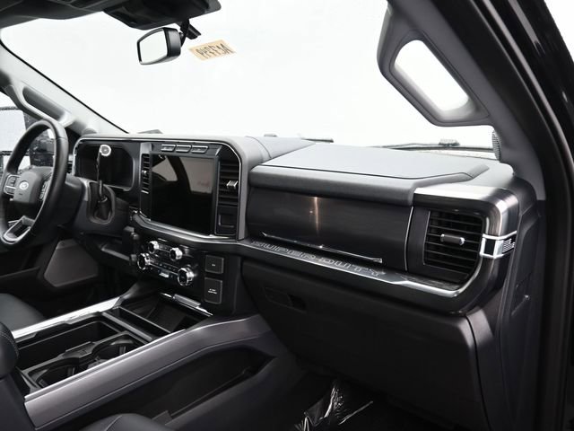 Used 2024 Ford F250 Lariat AWD/4WD image 9
