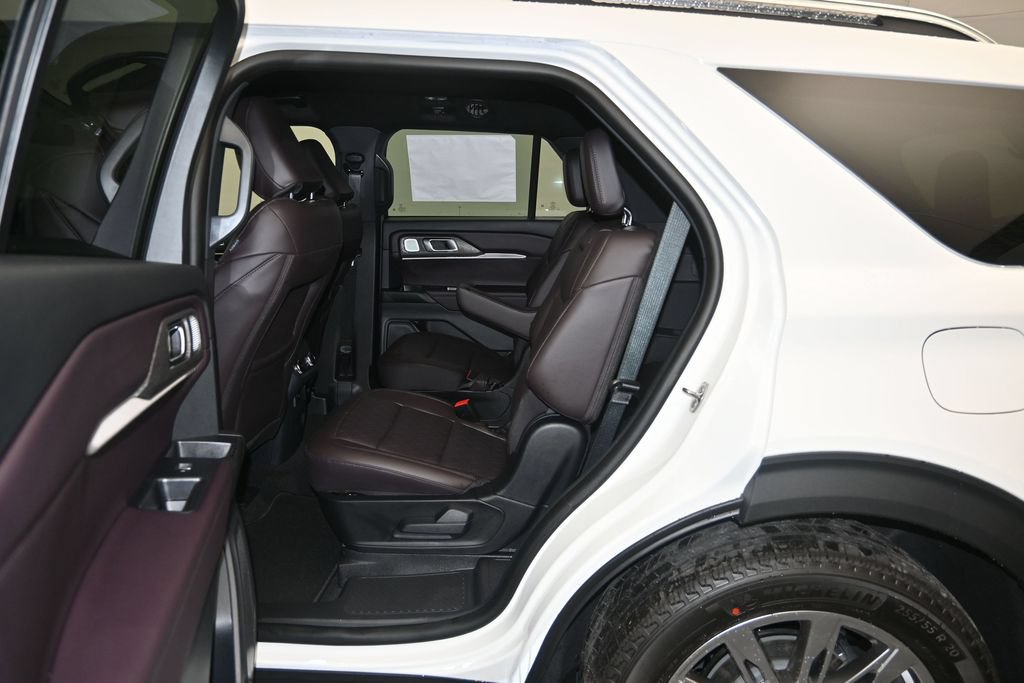 New 2026 Ford Explorer Platinum RWD image 22
