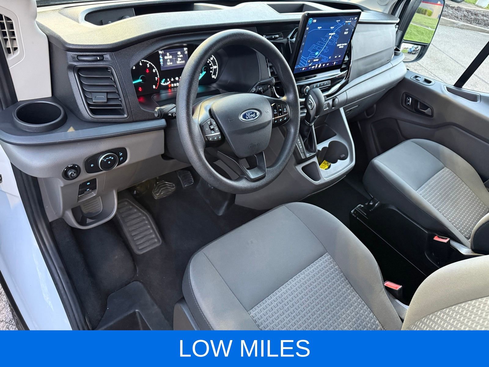 Used 2024 Ford Transit 350 XLT RWD image 12