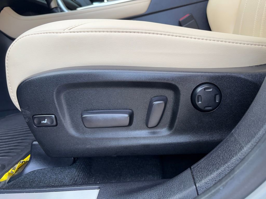 Used 2021 Lexus RX 350 AWD w/ Luxury Package image 21