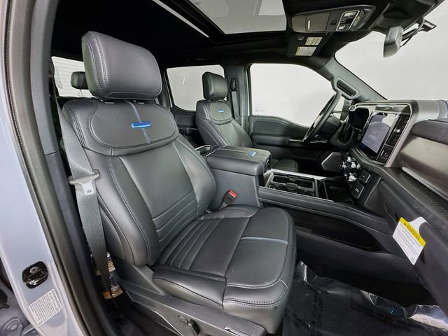 New 2026 Ford F450 Platinum image 30