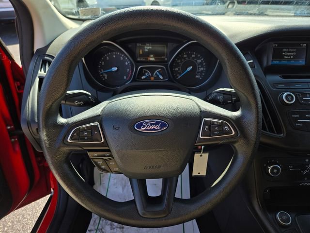 Used 2017 Ford Focus SE image 25