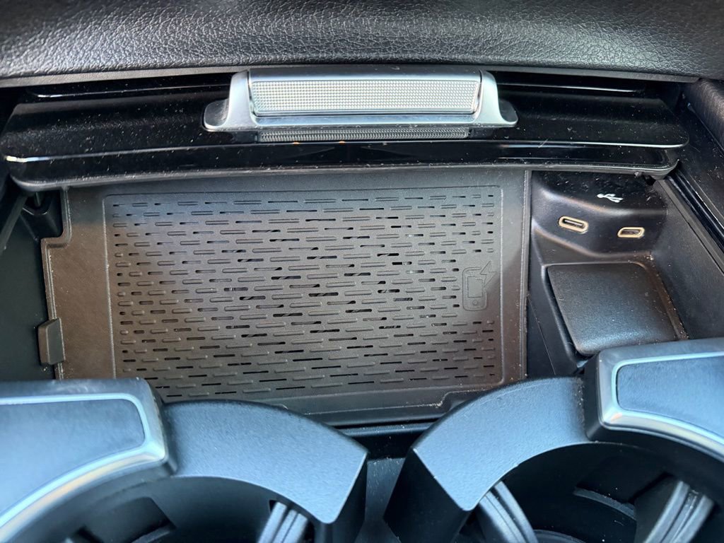 Used 2024 Mercedes-Benz GLS 450 4MATIC image 27