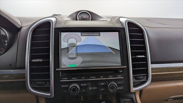 Used 2014 Porsche Cayenne Turbo AWD/4WD image 27