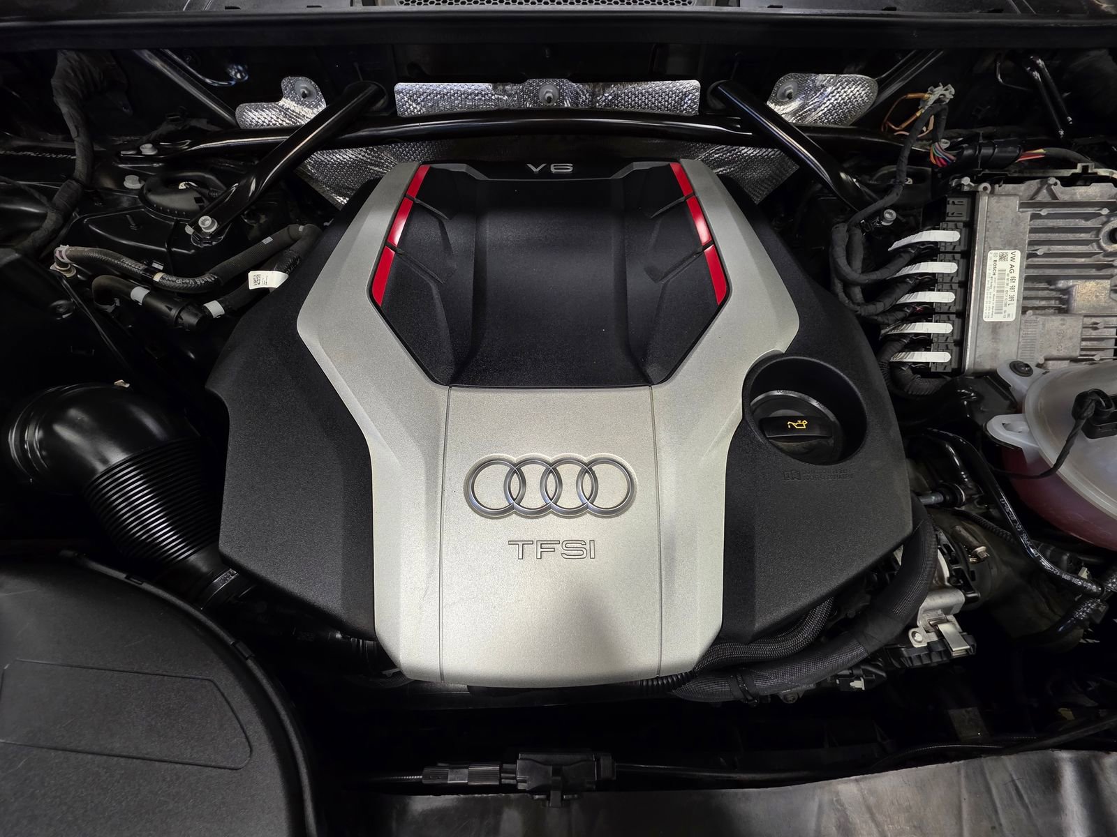 Used 2020 Audi SQ5 Premium Plus w/ Premium Plus Package AWD/4WD image 45