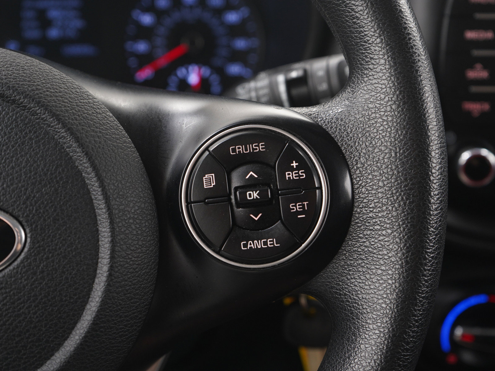 Used 2020 Kia Soul S FWD image 25
