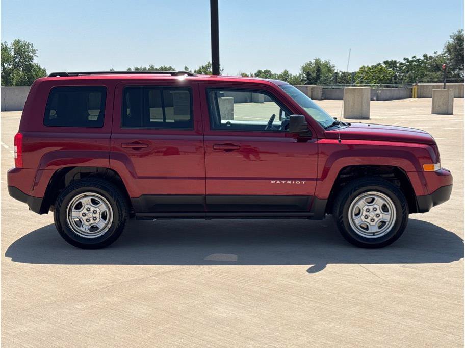 Used 2015 Jeep Patriot Sport w/ Power Value Group AWD/4WD image 9
