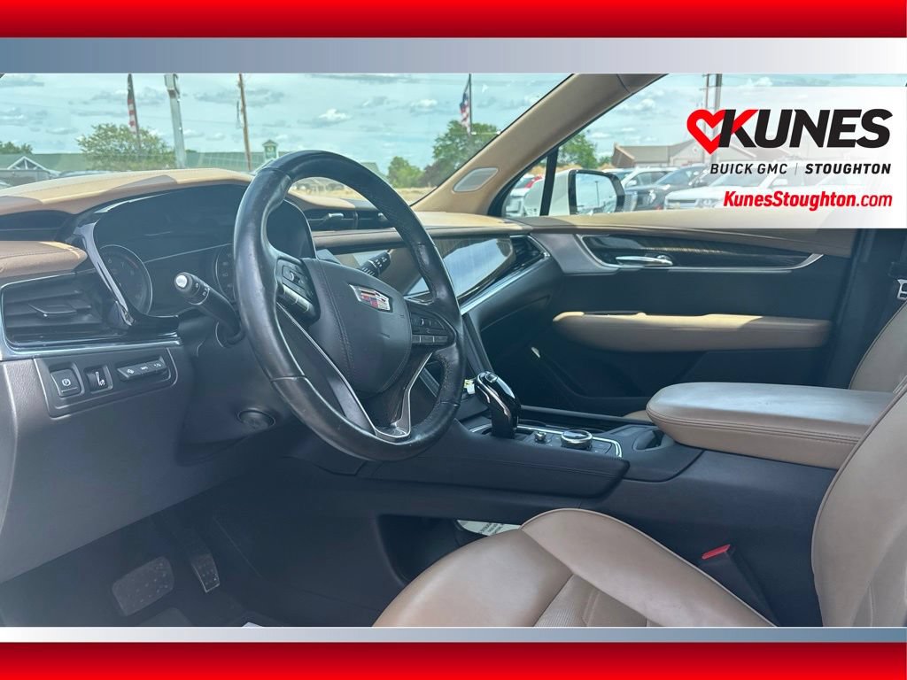 Used 2022 Cadillac XT6 Premium Luxury w/ Platinum Package AWD/4WD image 12