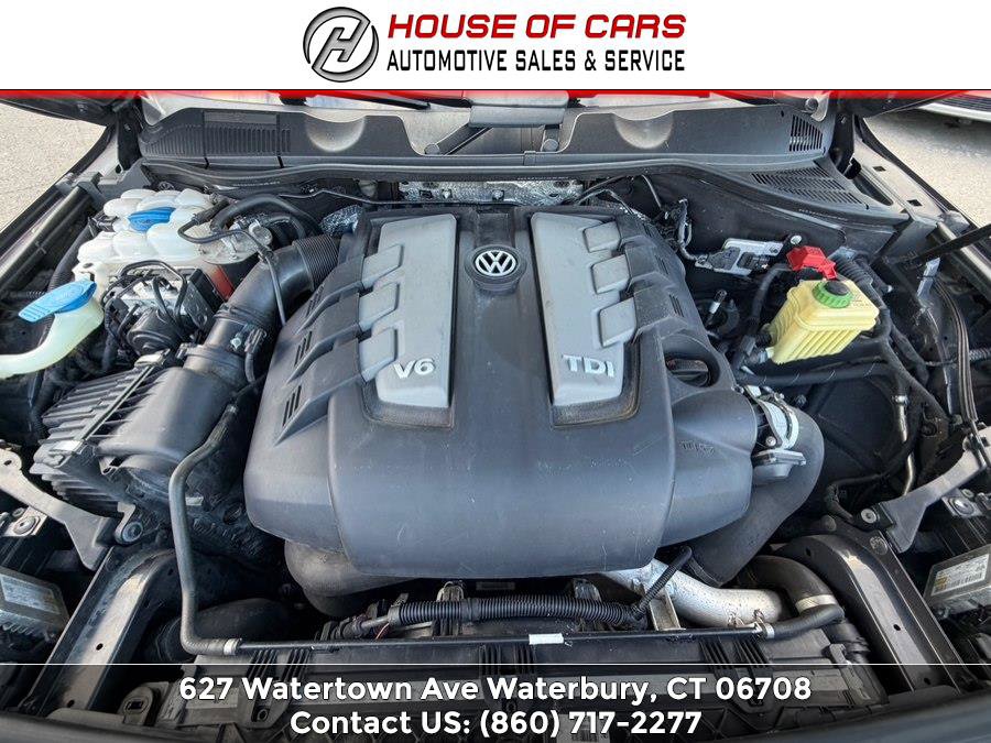Used 2013 Volkswagen Touareg TDI AWD/4WD image 65
