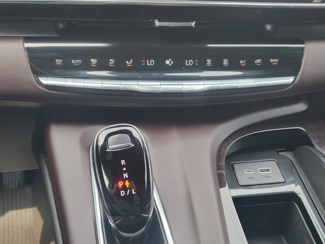 Used 2023 Cadillac Escalade ESV Sport Platinum w/ LPO, ONYX Package RWD image 15