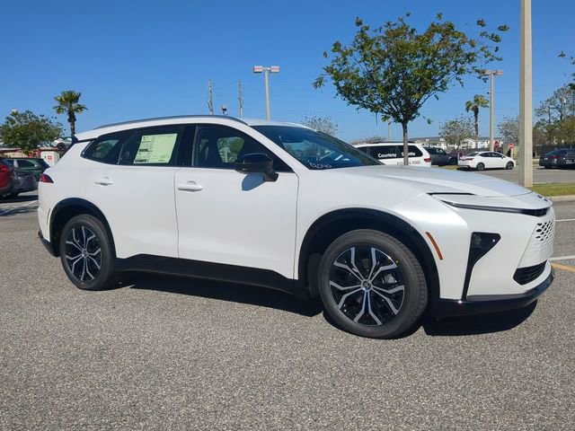 New 2026 Toyota Crown Signia AWD/4WD image 2