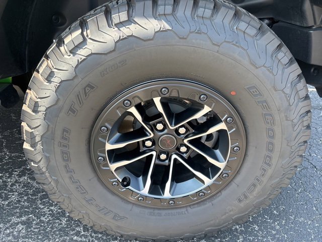 New 2025 Jeep Wrangler Unlimited Rubicon w/ XTREMEE 35" Tire Package image 28