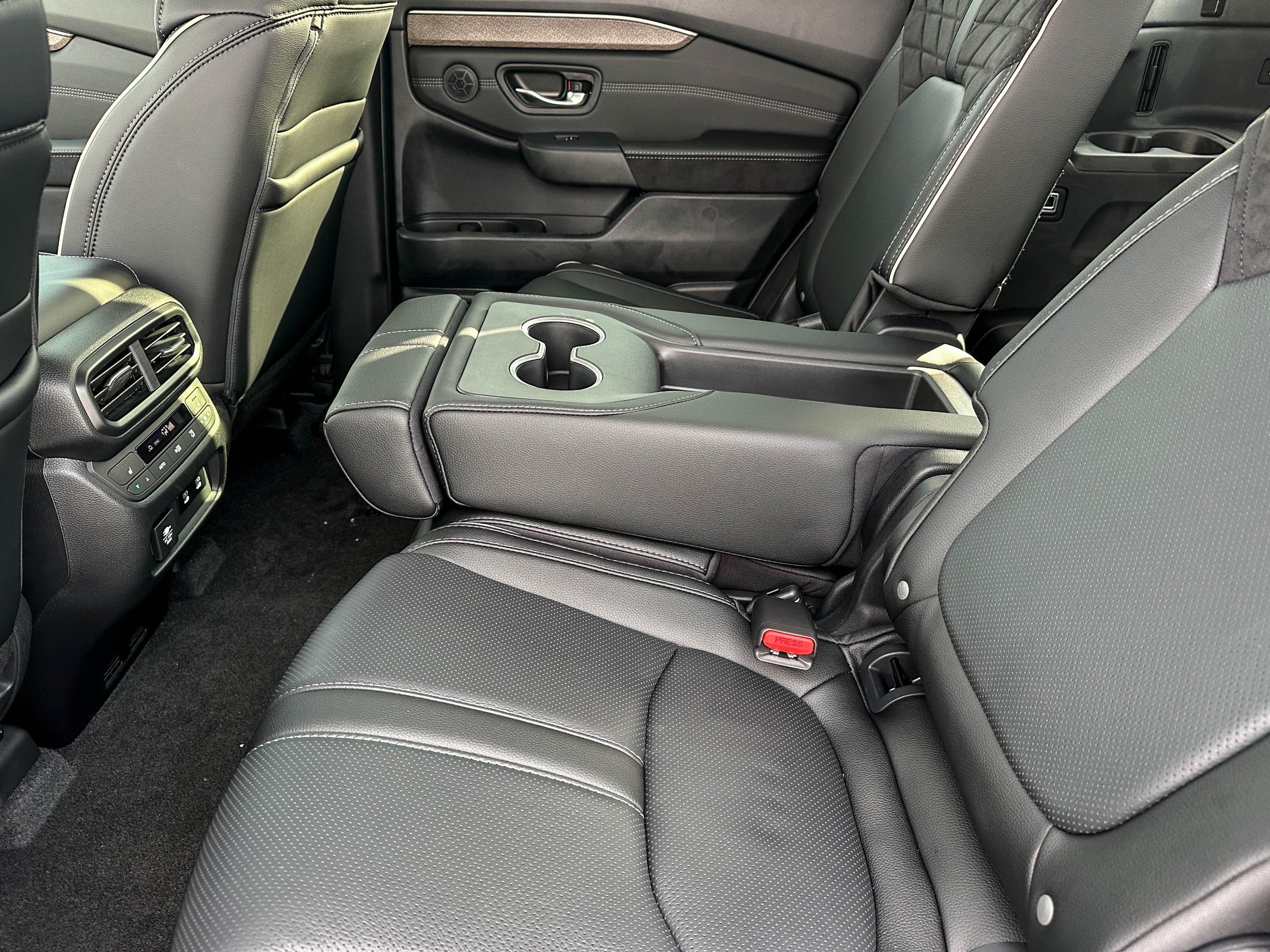 New 2026 Honda Pilot Elite image 15