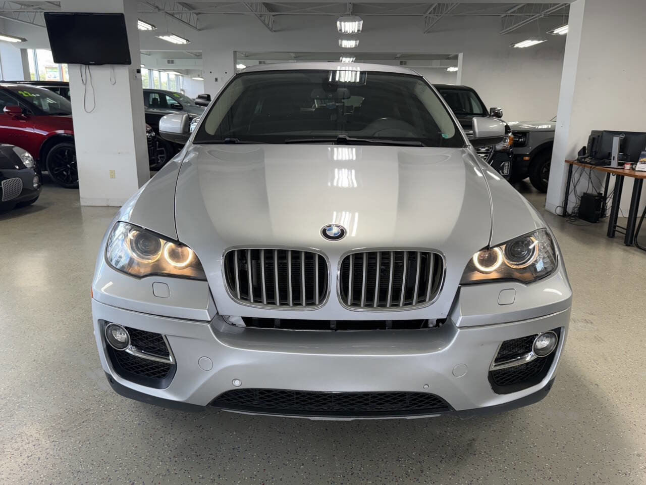 Used 2013 BMW X6 xDrive50i image 1