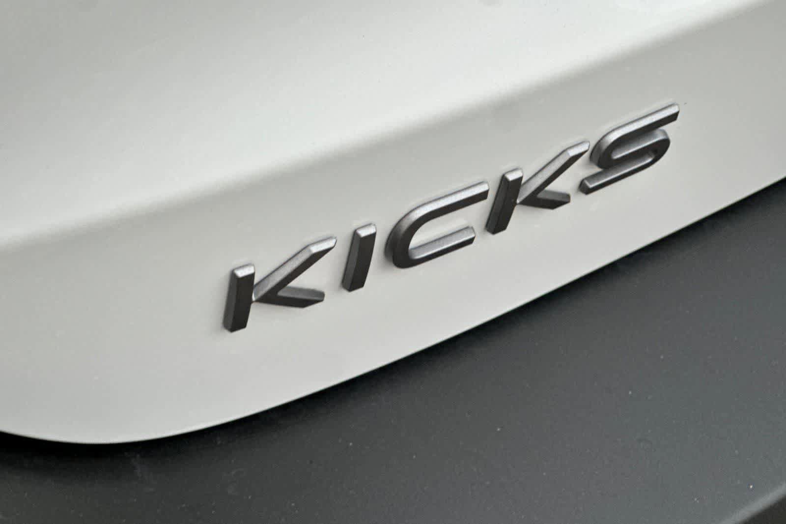 New 2026 Nissan Kicks SV AWD/4WD image 16
