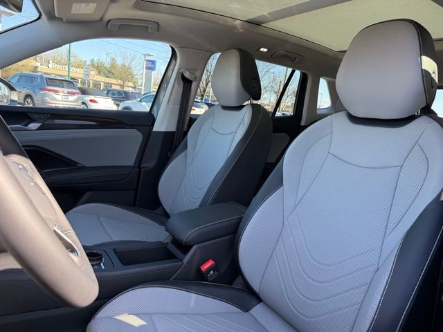 New 2026 Volkswagen Tiguan SE AWD/4WD image 12