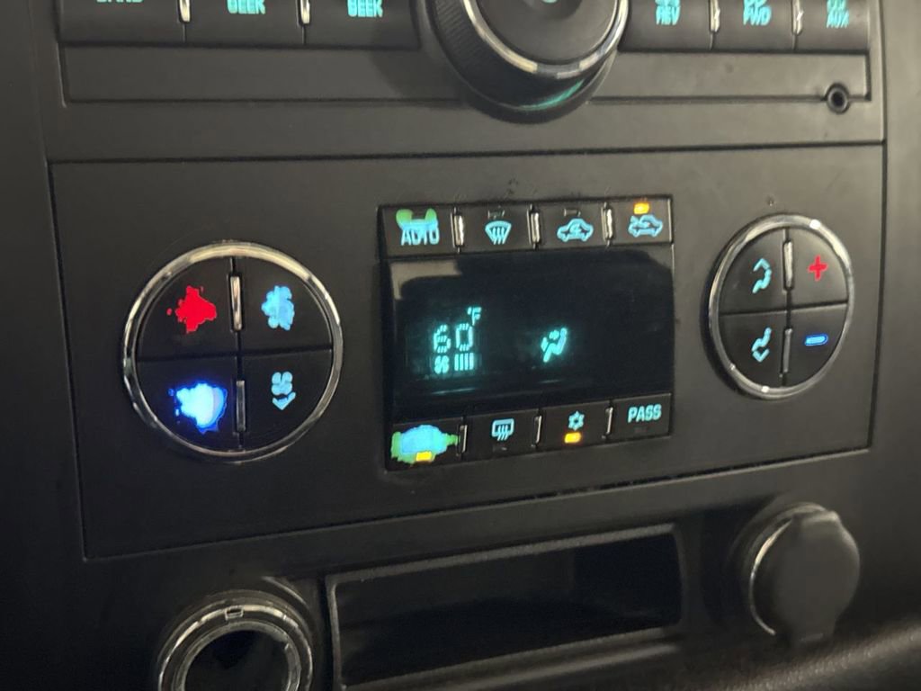 Used 2008 GMC Sierra 1500 SLE w/ Power Pack Plus AWD/4WD image 15