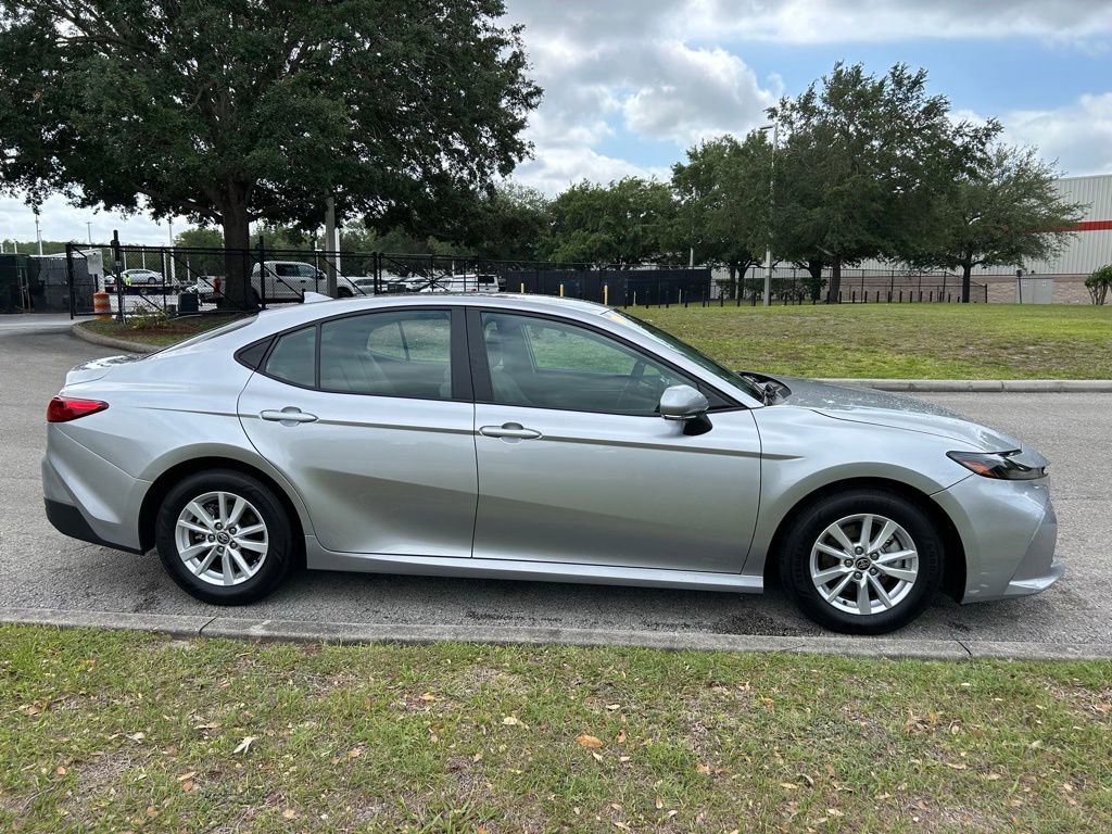 Used 2025 Toyota Camry LE w/ Convenience Package FWD image 6