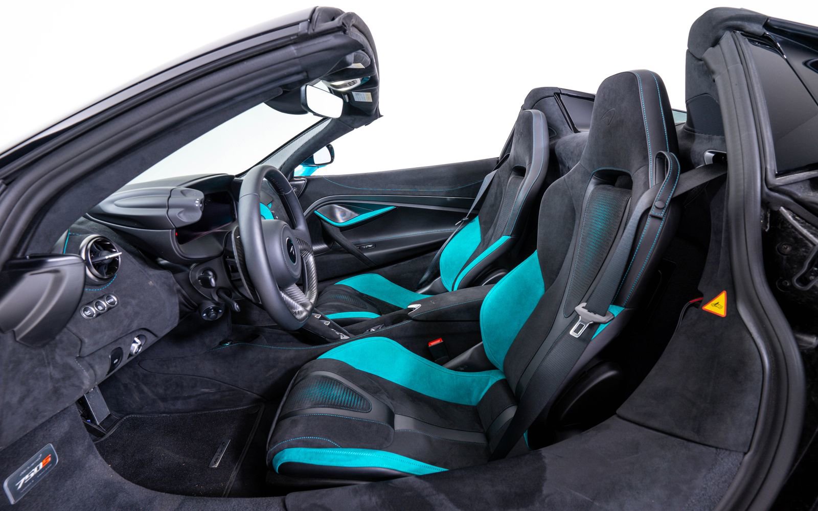 Used 2026 McLaren 750S Spider RWD image 22